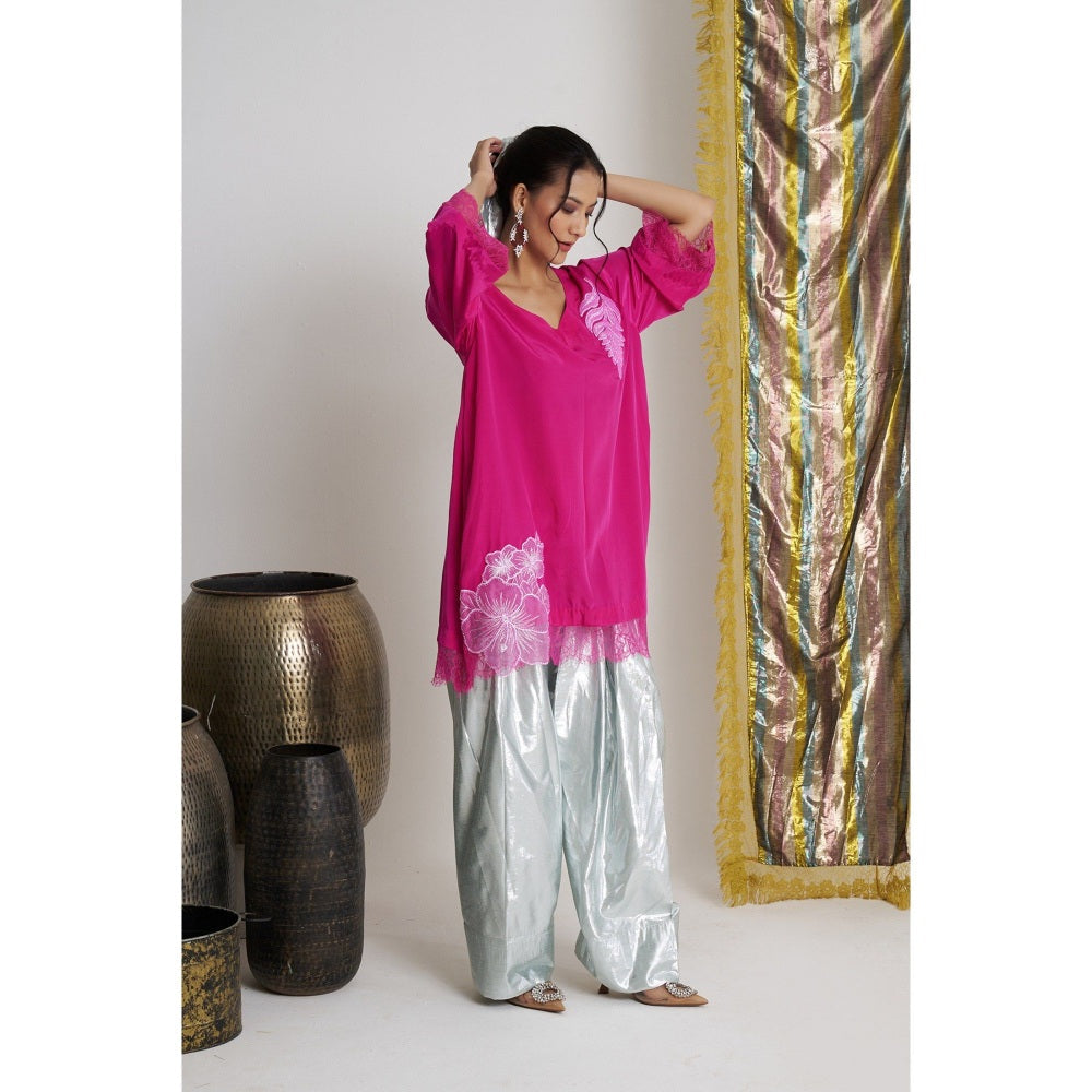 Siyona by Ankurita Gulabo Groove Farshi Kurta with Salwar and Dupatta (Set of 3)