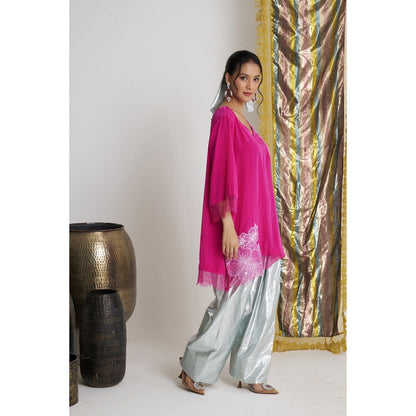 Siyona by Ankurita Gulabo Groove Farshi Kurta with Salwar and Dupatta (Set of 3)