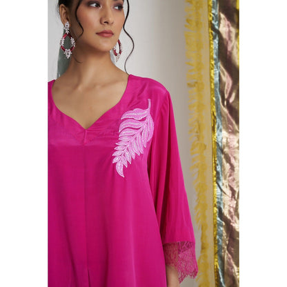 Siyona by Ankurita Gulabo Groove Farshi Kurta with Salwar and Dupatta (Set of 3)