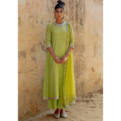 Saksham & Neharicka Green Hand Embroidered Kurta in Chanderi (Set of 3)