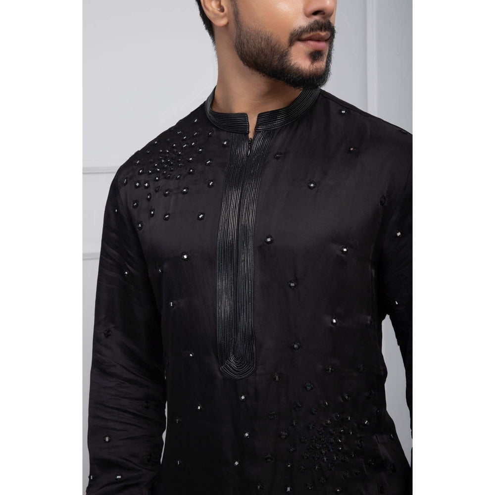 SMRITI Black Zipper Kurta with Pant