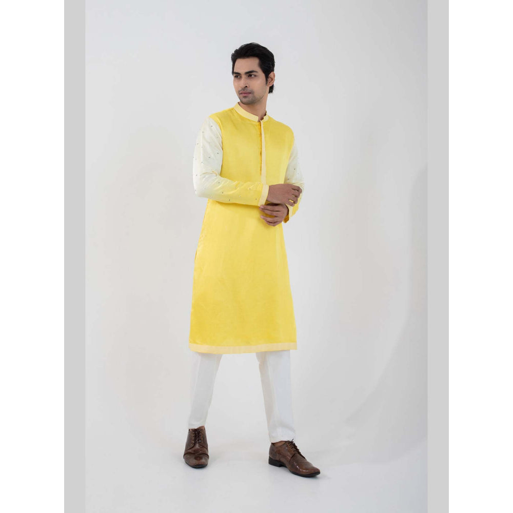 SMRITI Yellow Solid/Plain Kurta and Pant