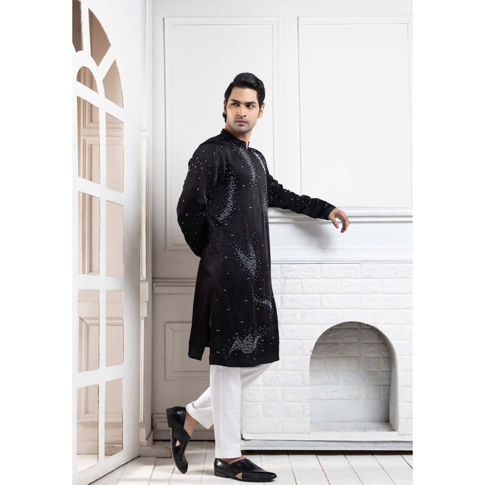 SMRITI Black Embroidered Kurta with Pant