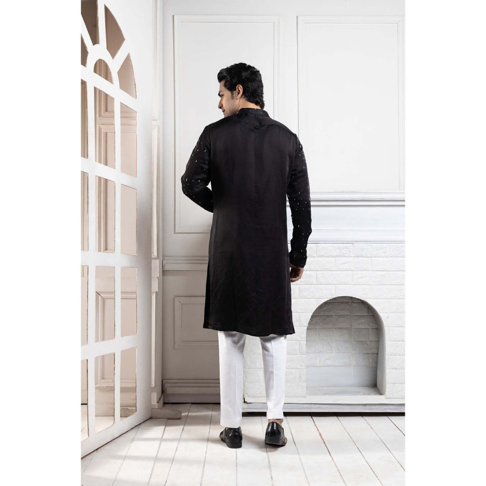 SMRITI Black Embroidered Kurta with Pant