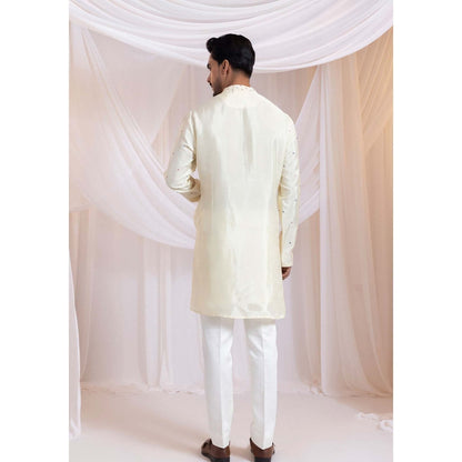 SMRITI Off White Knots Kurta with Pant