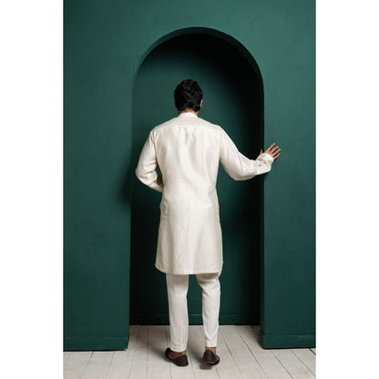 SMRITI Ivory Floral Elegance Kurta