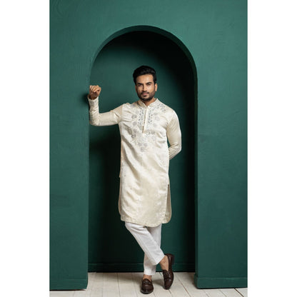 SMRITI Ivory Grace Embroidered Kurta
