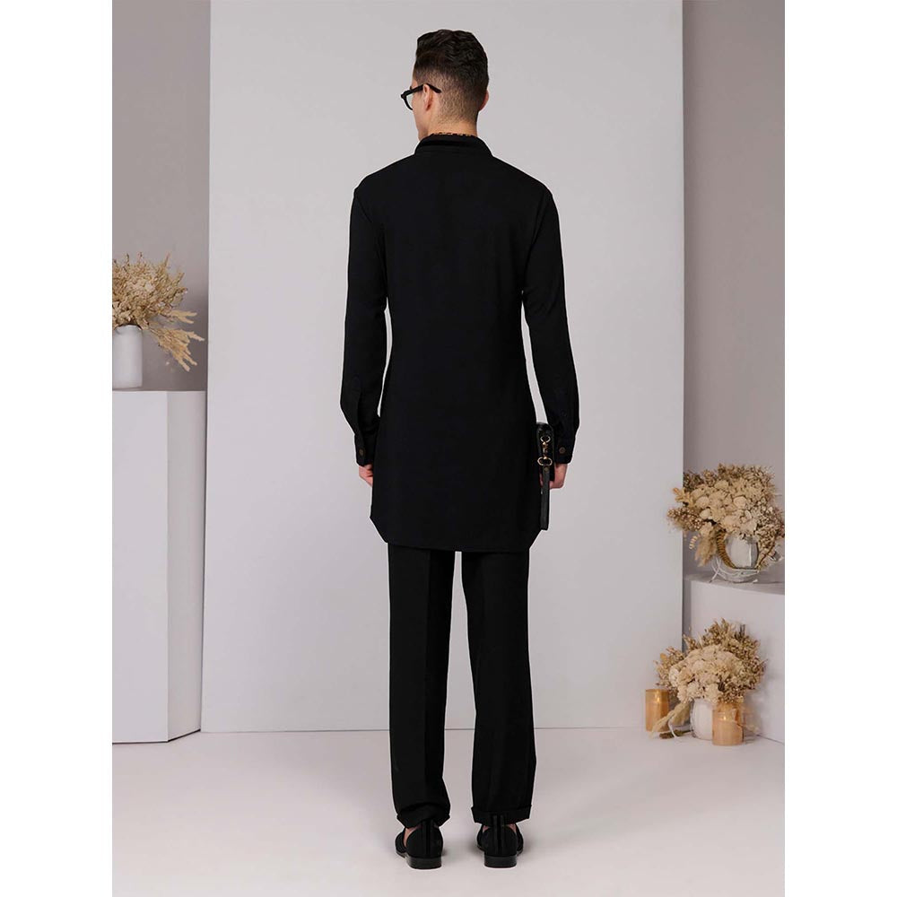 S&N by Shantnu Nikhil Black Kurta with Velvet Engraved Panel