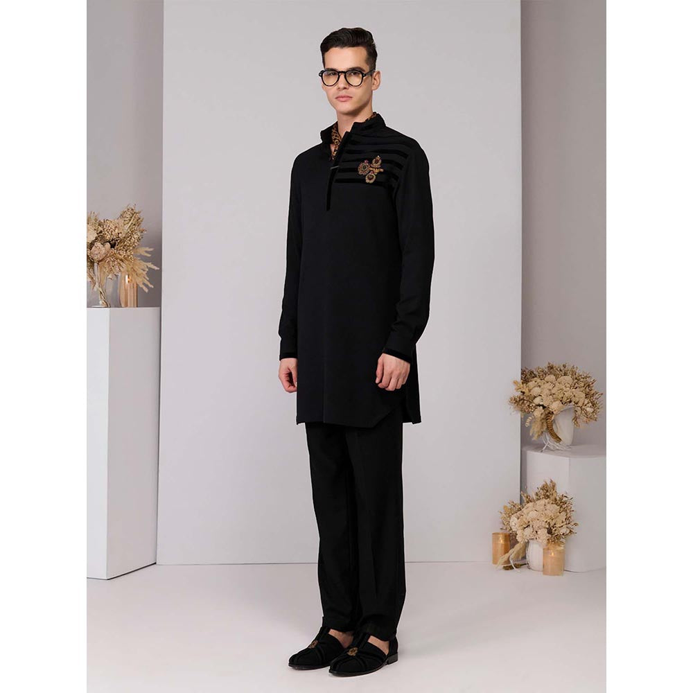S&N by Shantnu Nikhil Black Kurta with Velvet Engraved Panel