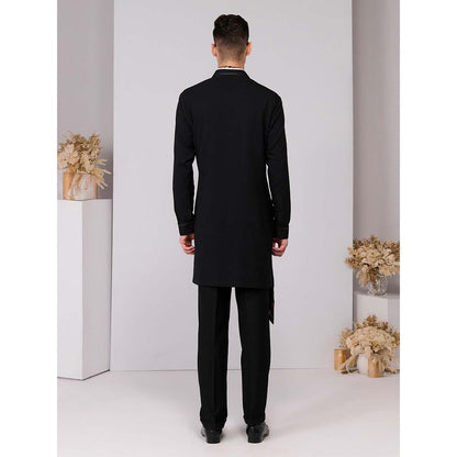 S&N by Shantnu Nikhil Black Neo-Draped Kurta