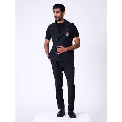 S&N by Shantnu Nikhil Black Rayon Blend Sleeveless Waistcoat