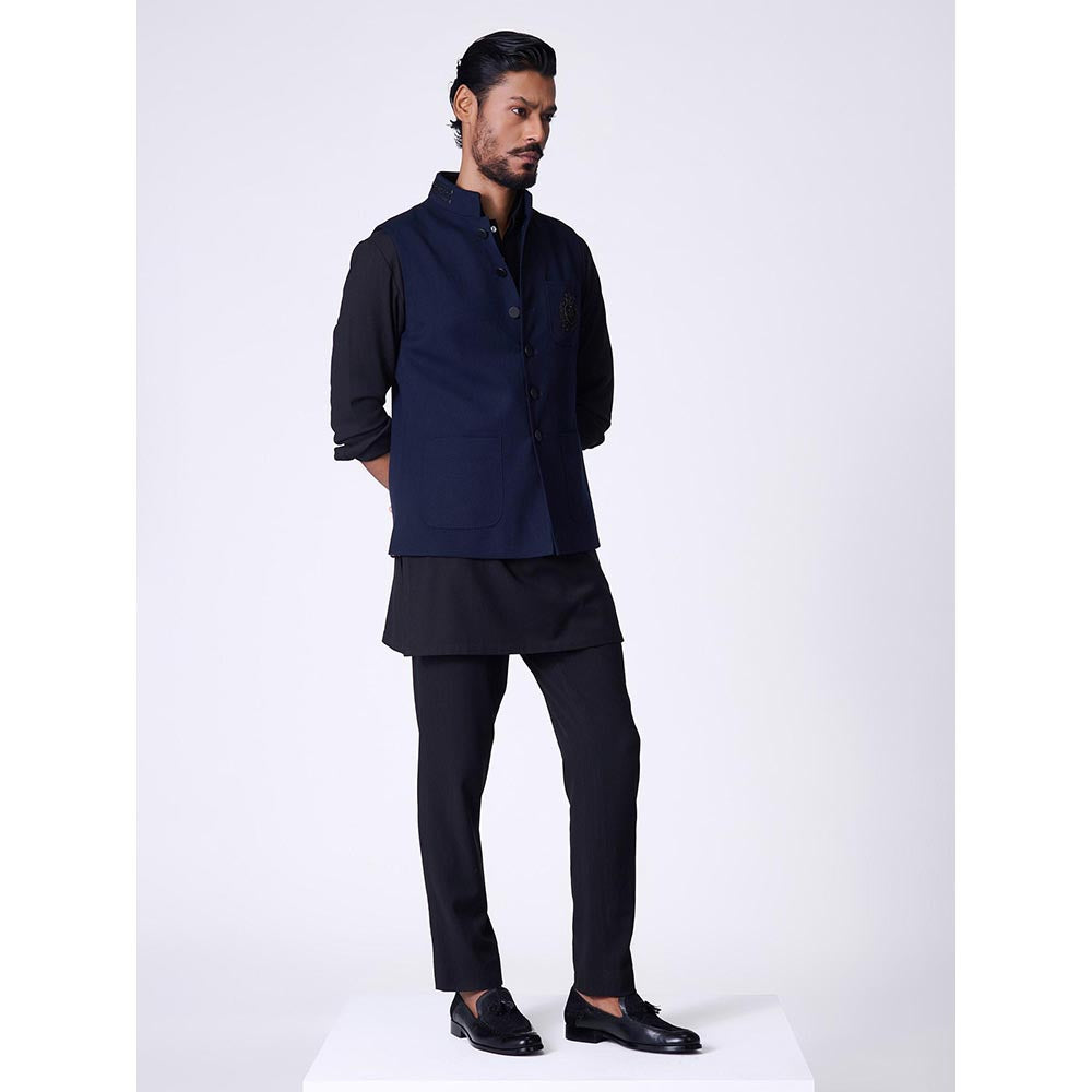 S&N by Shantnu Nikhil Navy Blue Rayon Blend Sleeveless Waistcoat