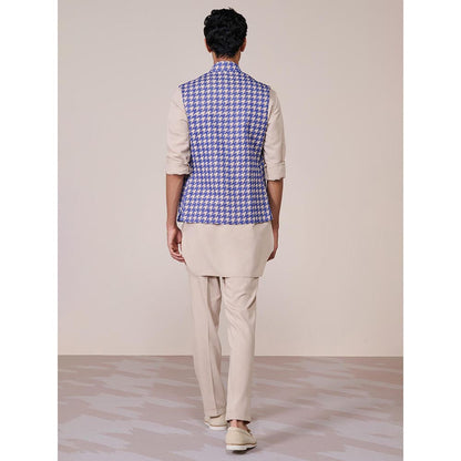 S&N by Shantnu Nikhil Beige Rayon Blend Sleeveless Waistcoat