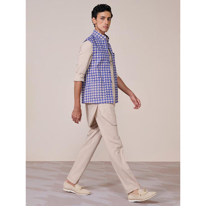 S&N by Shantnu Nikhil Beige Rayon Blend Sleeveless Waistcoat