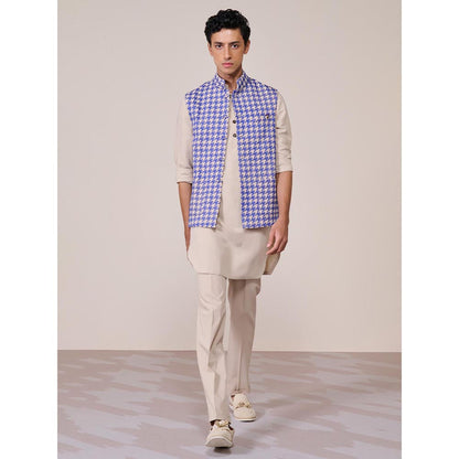 S&N by Shantnu Nikhil Beige Rayon Blend Sleeveless Waistcoat