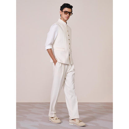 S&N by Shantnu Nikhil Off White Knitted Sleeveless Waistcoat