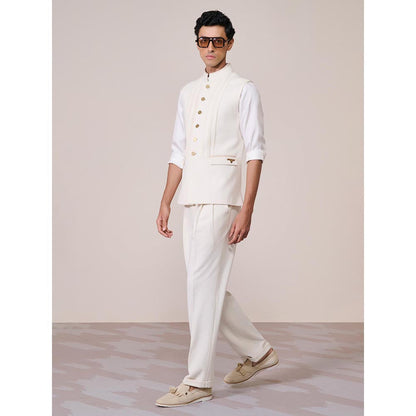 S&N by Shantnu Nikhil Off White Knitted Sleeveless Waistcoat
