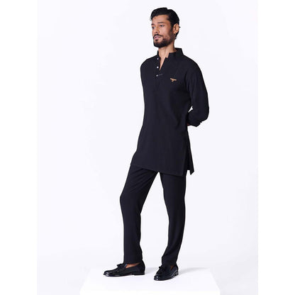 S&N by Shantnu Nikhil Black Eagle Crested Kurta