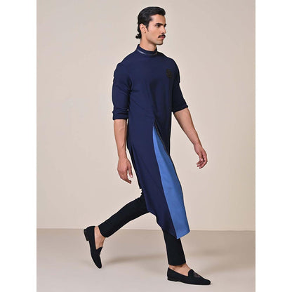 S&N by Shantnu Nikhil Navy Asymmetrical Crest Embroidered Kurta