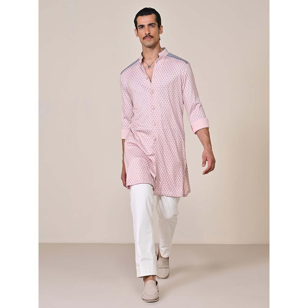 S&N by Shantnu Nikhil Pink Adamas Printed Kurta