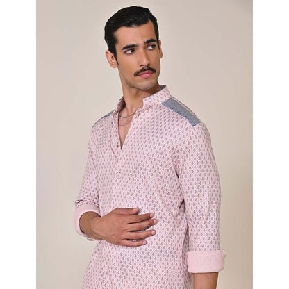 S&N by Shantnu Nikhil Pink Adamas Printed Kurta