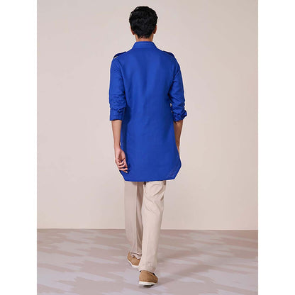 S&N by Shantnu Nikhil Racer Blue Linen Slim Fit Kurta