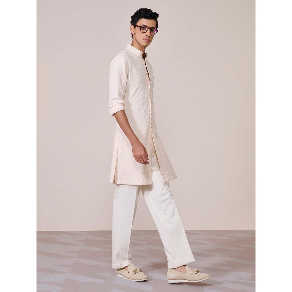 S&N by Shantnu Nikhil Off White Textured Kurta