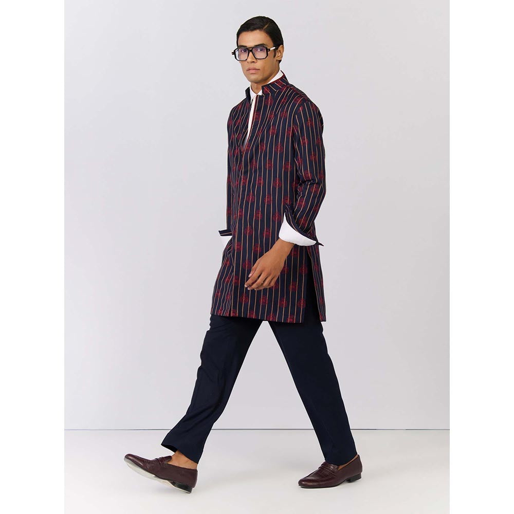 S&N by Shantnu Nikhil Navy Striped Crested Embroidered Kurta