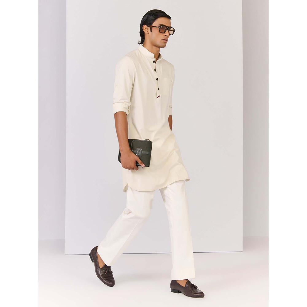 S&N by Shantnu Nikhil Off White Bamboo Cotton Kurta
