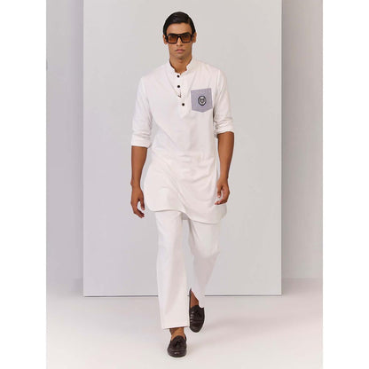 S&N by Shantnu Nikhil White Bamboo Front Pocket Cotton Kurta