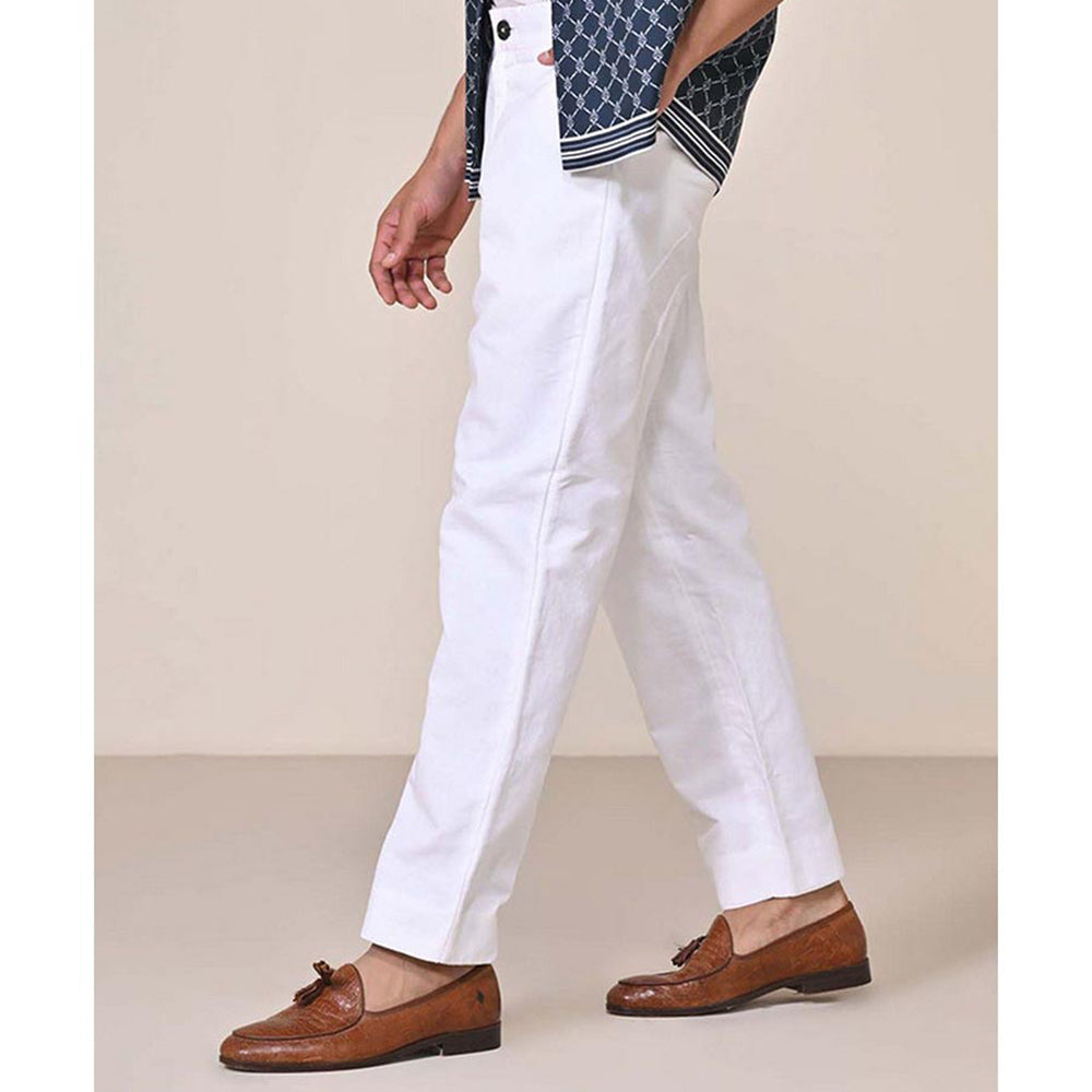 S&N by Shantnu Nikhil Linen Relaxed Fit Off White Trouser