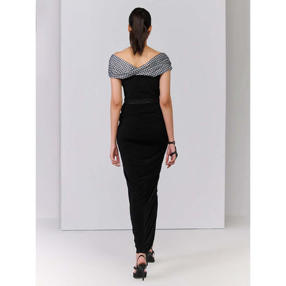 S&N by Shantnu Nikhil Black Crop Top