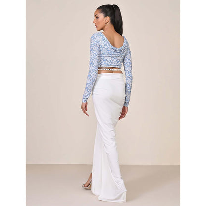 S&N by Shantnu Nikhil Blue Printed Boat Neck Top