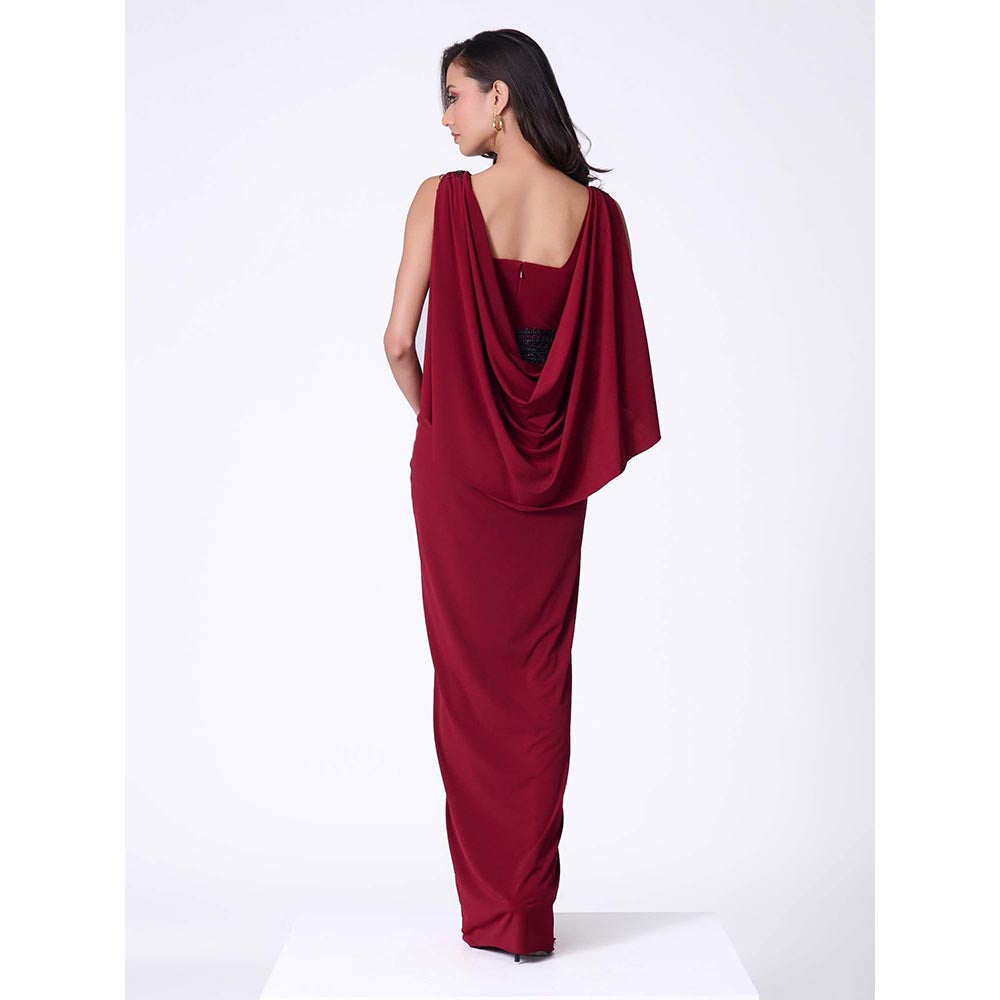 S&N by Shantnu Nikhil Women Red Jersey Solid Gown