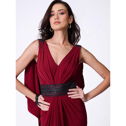S&N by Shantnu Nikhil Women Red Jersey Solid Gown