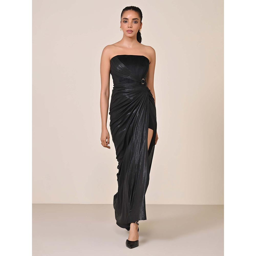 S&N by Shantnu Nikhil Women Black Jersey Solid Gown