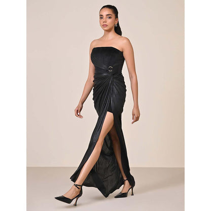 S&N by Shantnu Nikhil Women Black Jersey Solid Gown