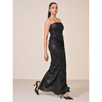 S&N by Shantnu Nikhil Women Black Jersey Solid Gown