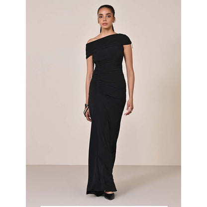 S&N by Shantnu Nikhil Women Black Jersey Solid Gown