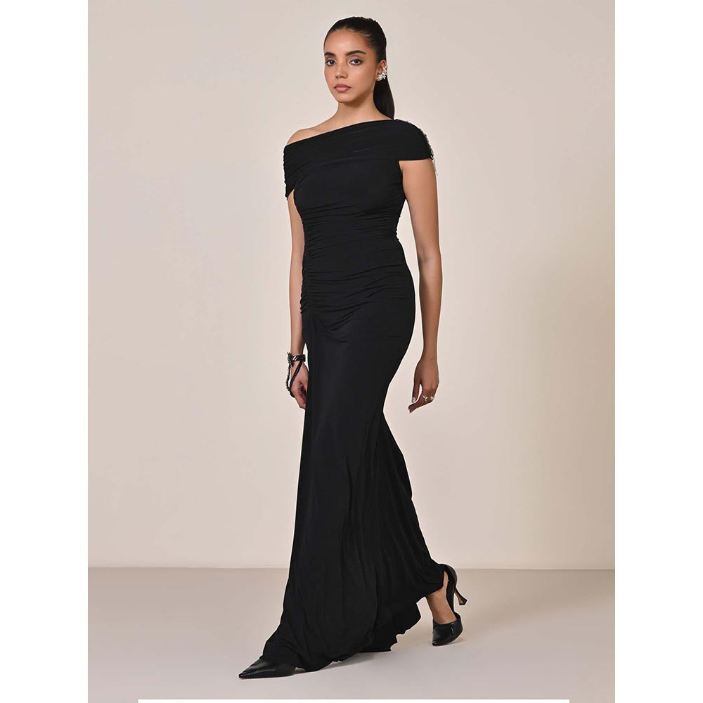 S&N by Shantnu Nikhil Women Black Jersey Solid Gown