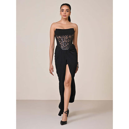 S&N by Shantnu Nikhil Women Black Jersey Solid Gown