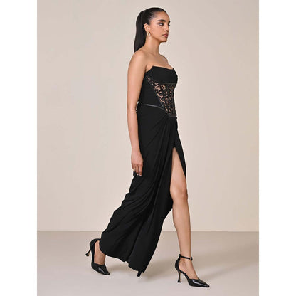 S&N by Shantnu Nikhil Women Black Jersey Solid Gown