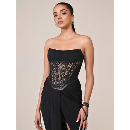 S&N by Shantnu Nikhil Women Black Jersey Solid Gown