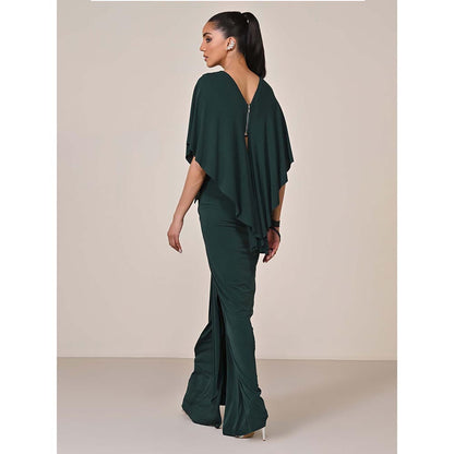 S&N by Shantnu Nikhil Women Green Jersey Solid Gown