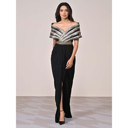 S&N by Shantnu Nikhil Women Black Jersey Solid Gown