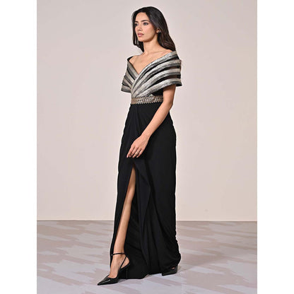 S&N by Shantnu Nikhil Women Black Jersey Solid Gown