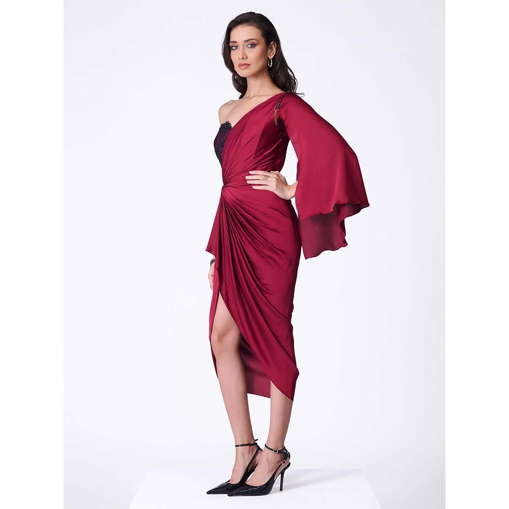 S&N by Shantnu Nikhil Women Red Jersey Solid Dress