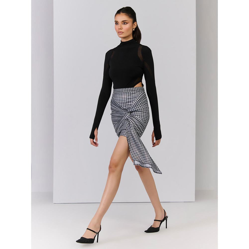 S&N by Shantnu Nikhil Check Printed Drape Skirt