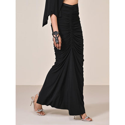 S&N by Shantnu Nikhil Black Asymmetric Gathered Skirt
