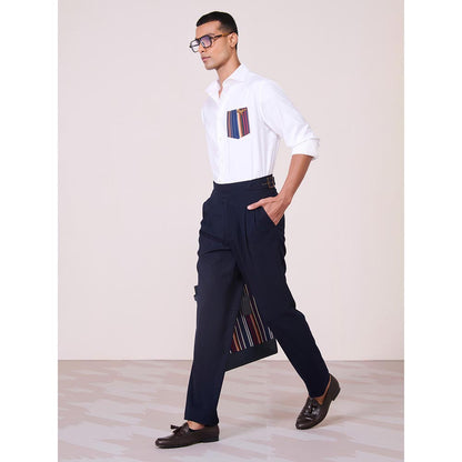 S&N by Shantnu Nikhil Men's Off White Rayon Blend Stripes Slim Fit Shirt